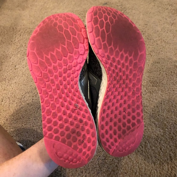 New Balance pink and grey sneakers - Picture 4 of 7